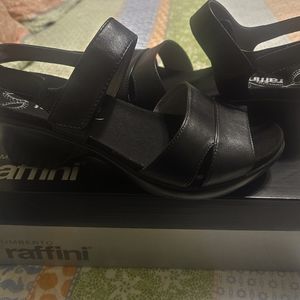 Womens sandals
